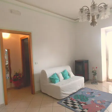 Casa Rossella شقة أسشيا